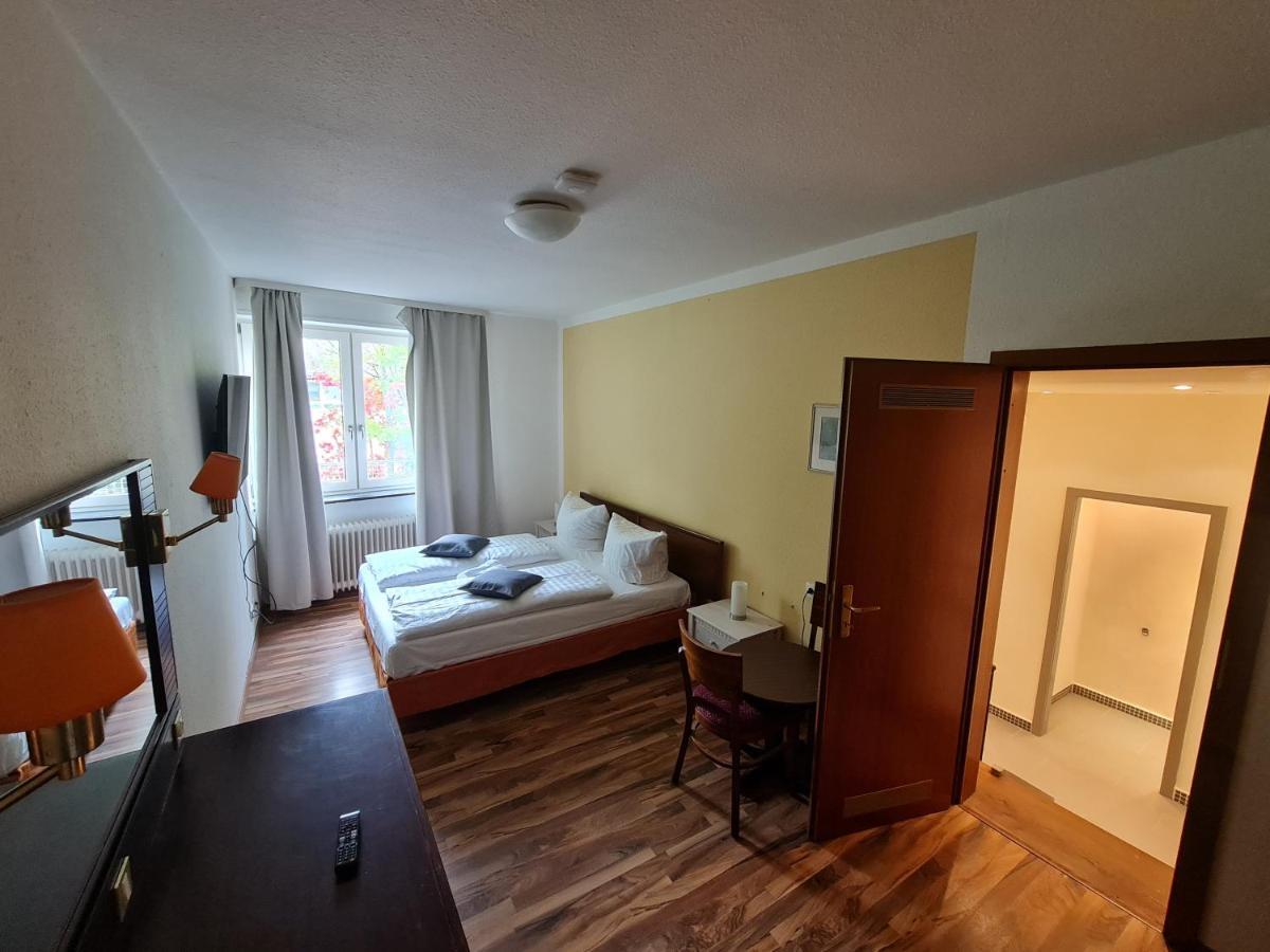 Hotel Bischoff Winnweiler Екстер'єр фото